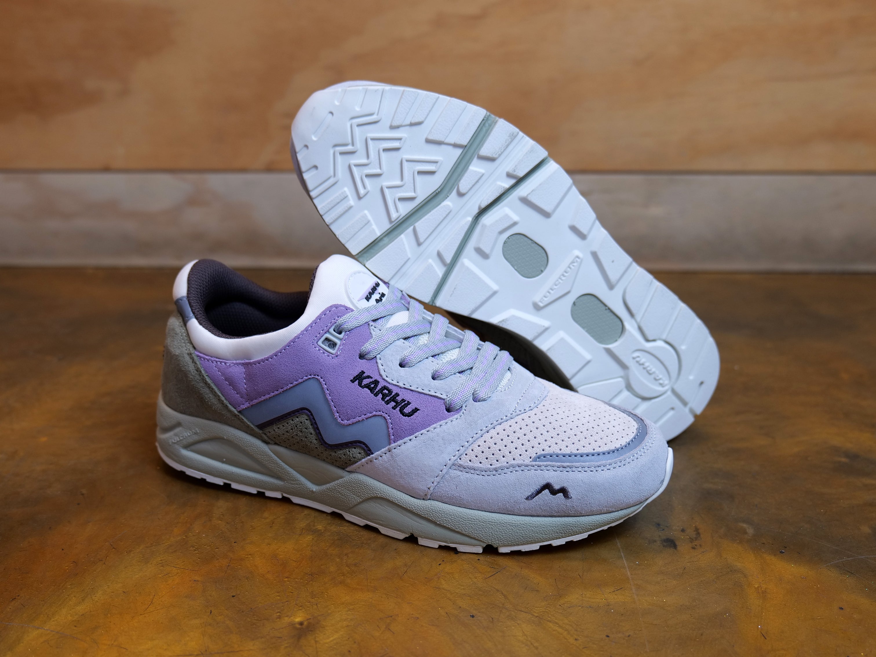aria 95 lily white/bayou Aria 95