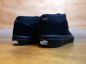 Half Cab - Black / Black