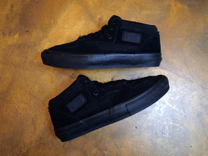 Half Cab - Black / Black