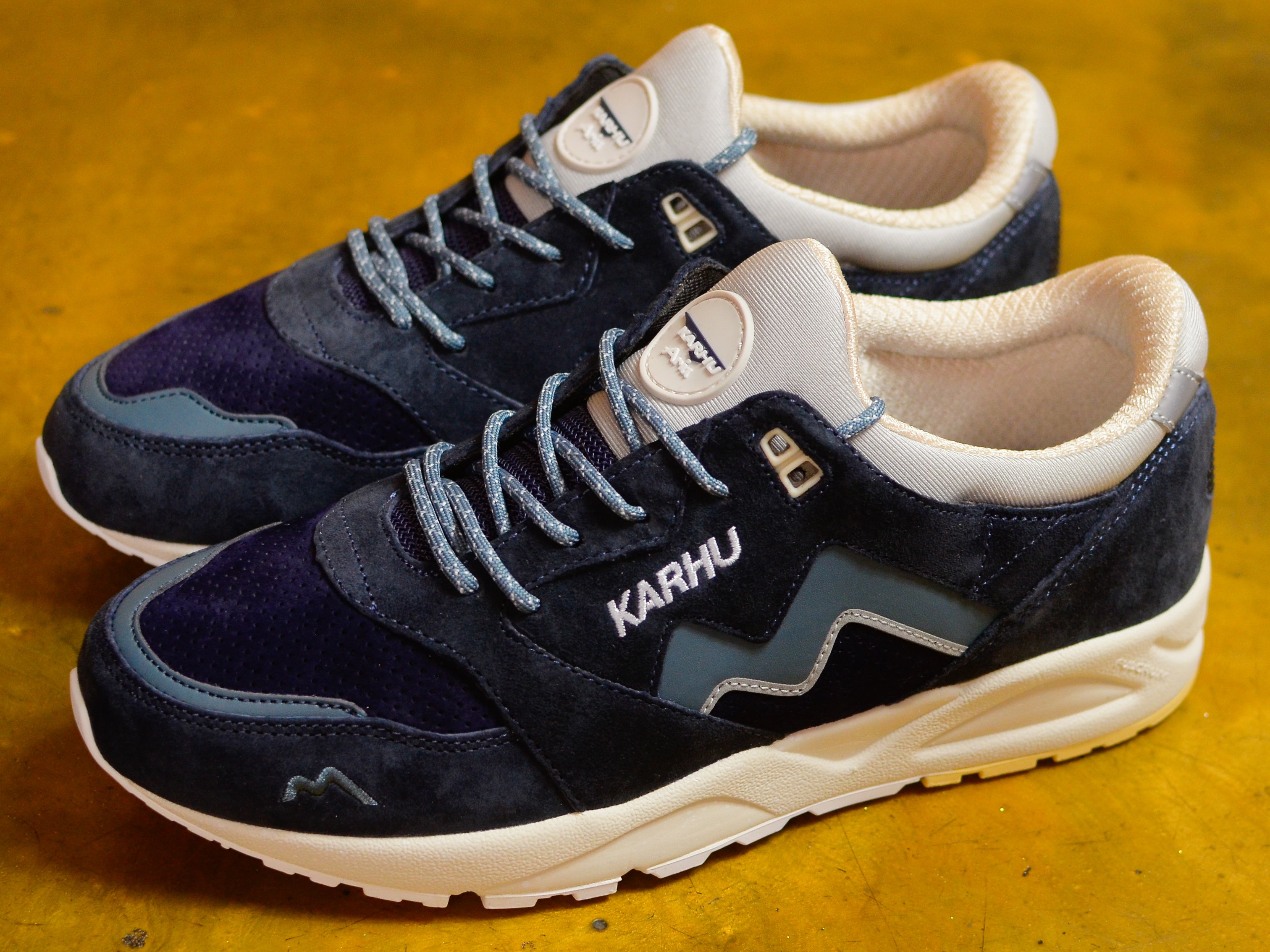 karhu aria 95 lily white india ink Aria 95