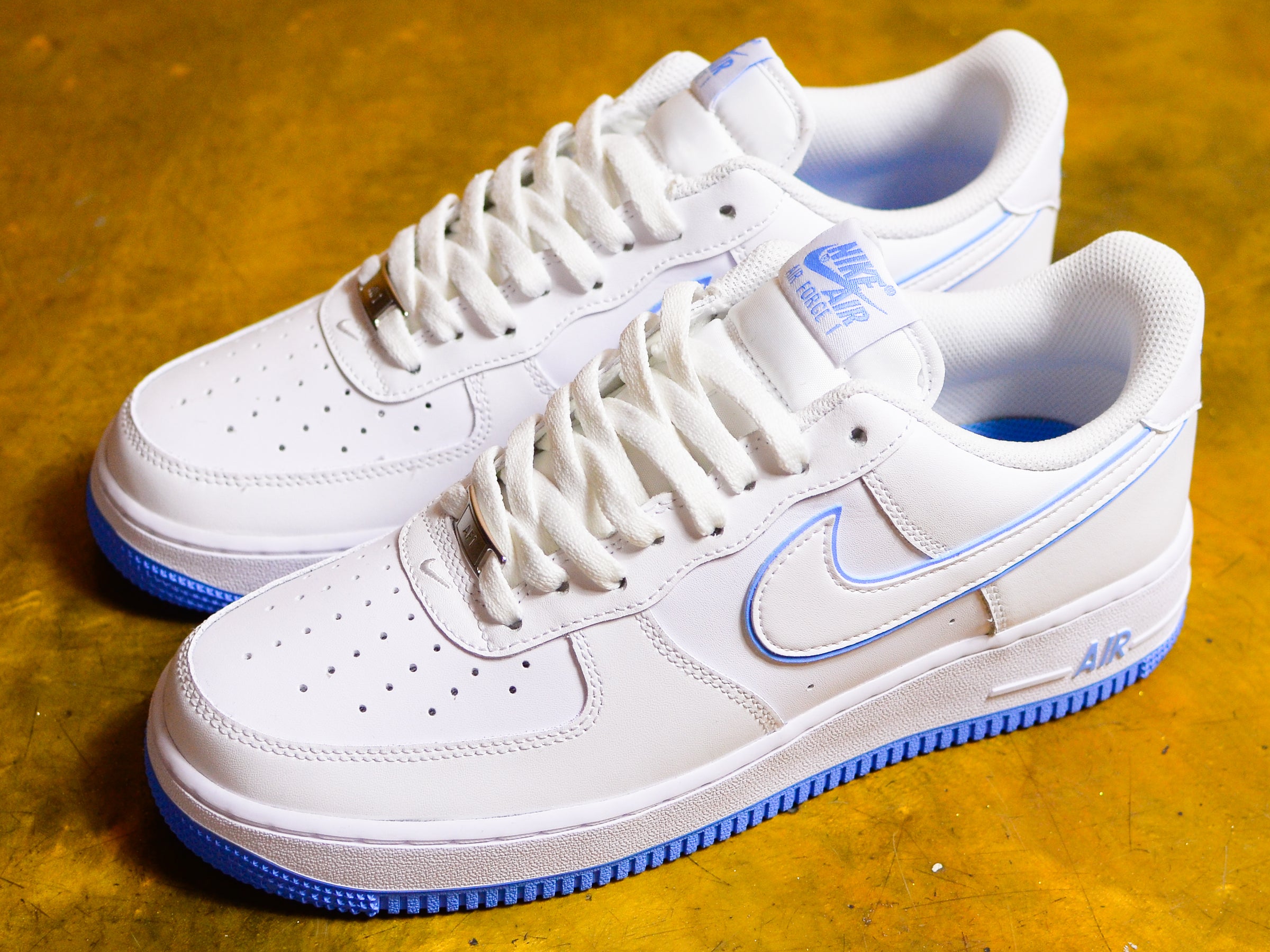 Nike Air Force 1 ‘07 (White/University Blue-White) 7.5