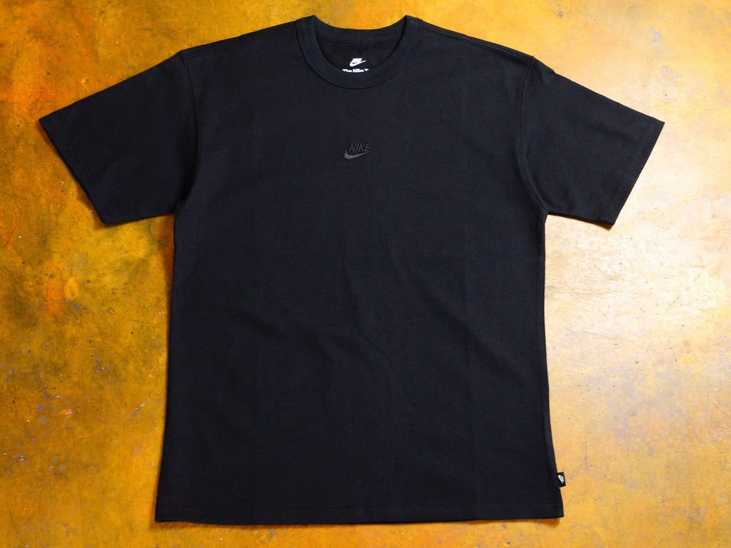 Nike Sportswear Premium Essential Tonal T-Shirt - Black