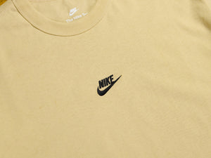 Nike Sportswear Premium Essential Tonal T-Shirt - Rattan / Black