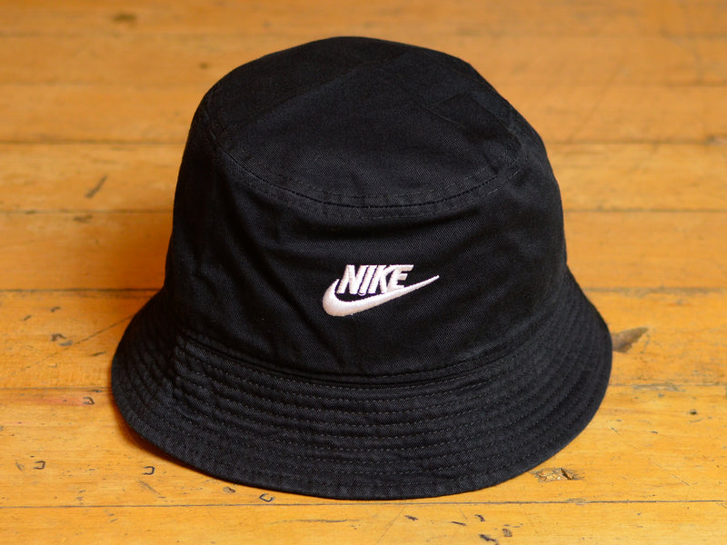 Nike NSW Futura Twill Bucket Hat - Black / White