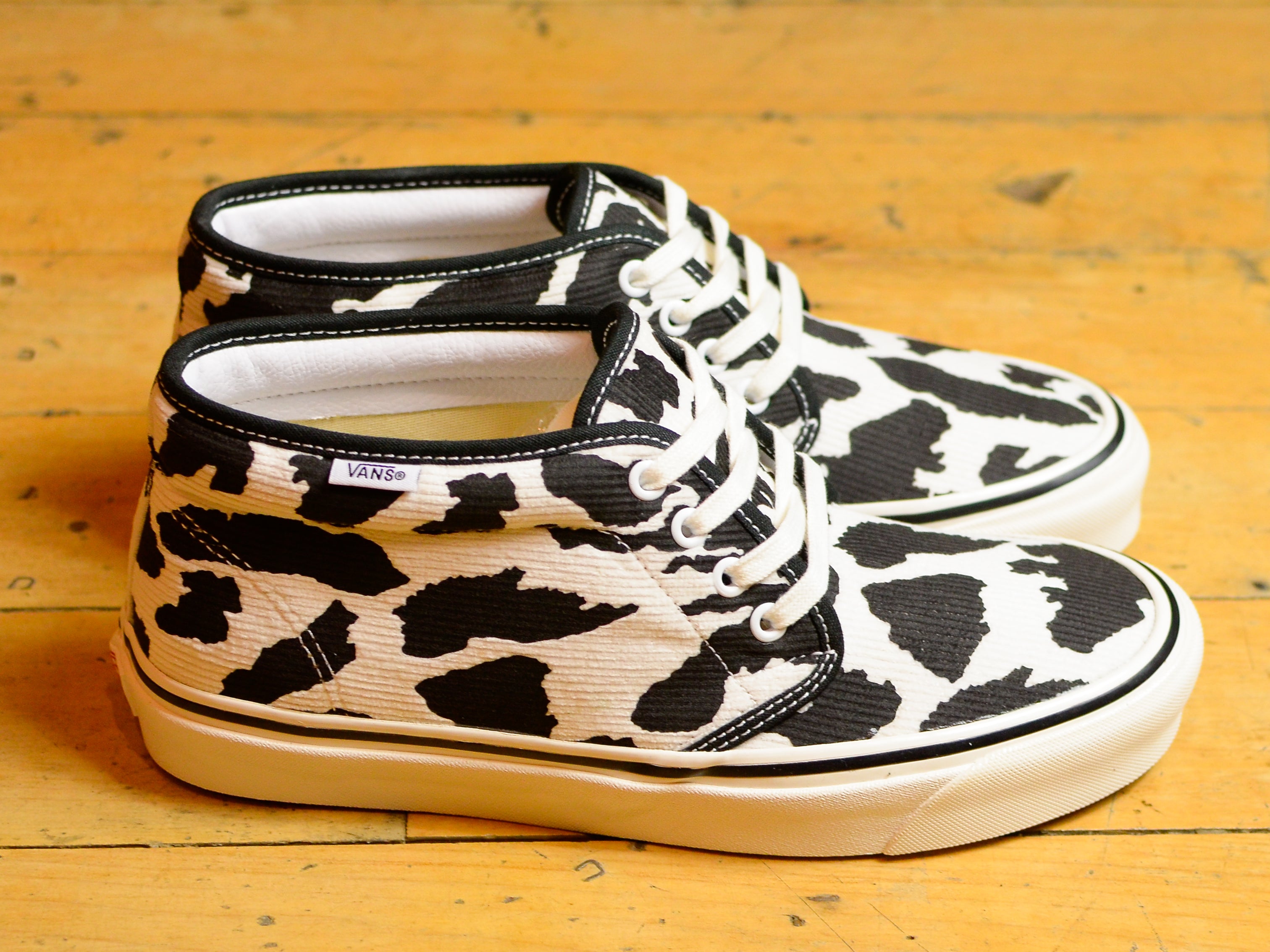 メンズ 80sVANS USA製 CHUKKA 「COW柄、9H」