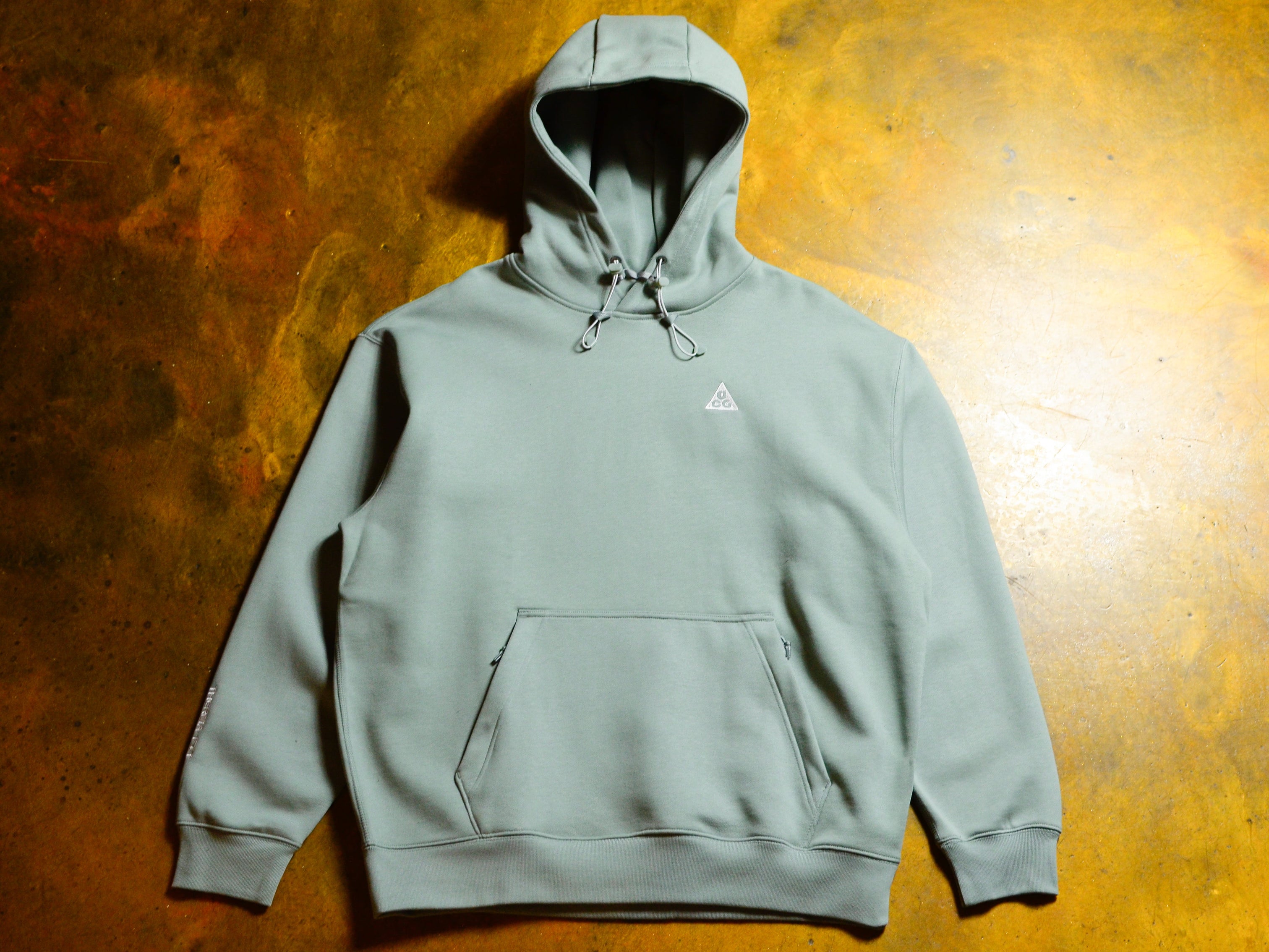 nike acg hoodie green