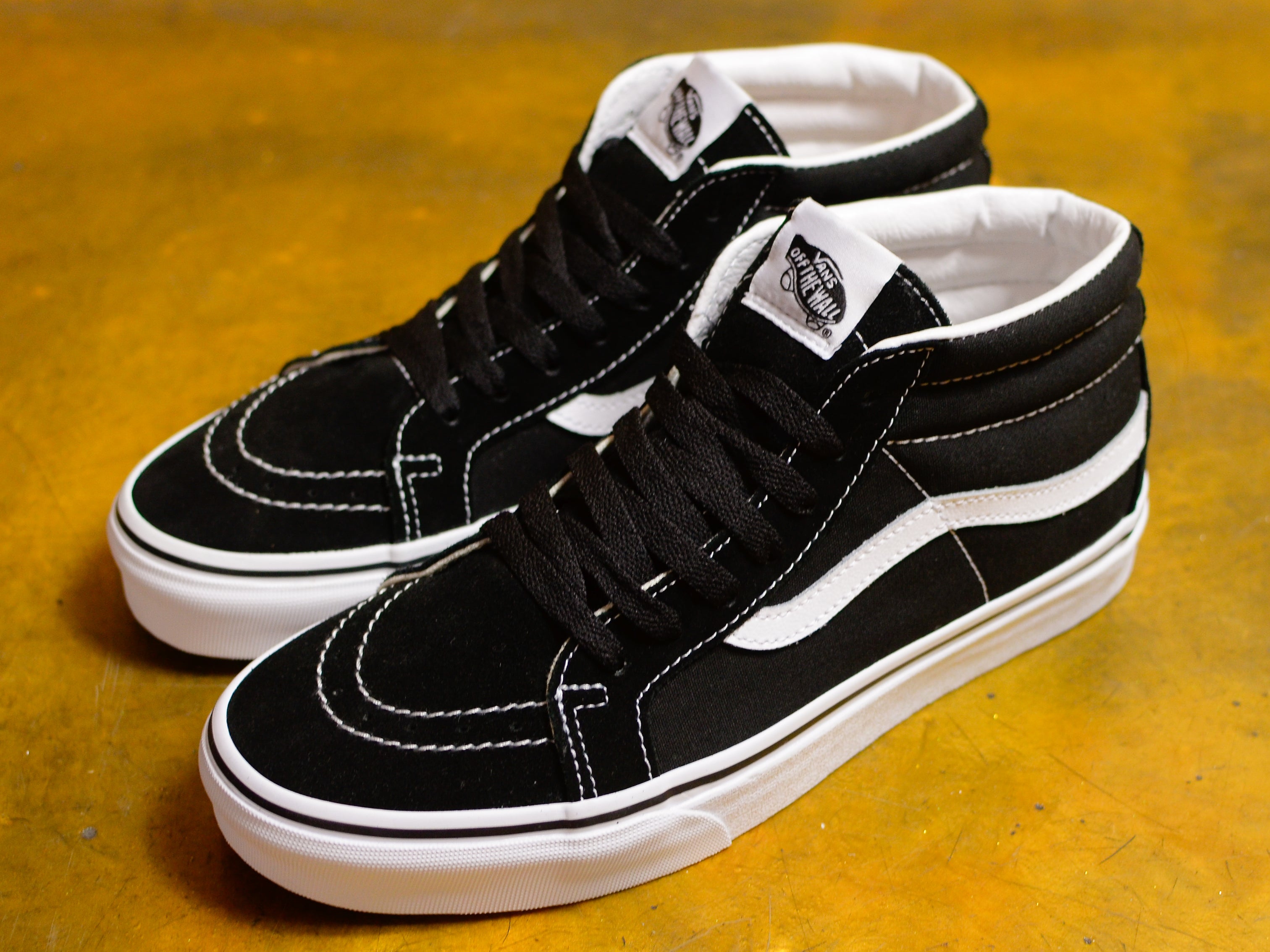 バンズ VANS SK8-MID REISSUE 27,5cm 黒白 Sk8-Mid Reissue - Black / True White – THE SURE STORE