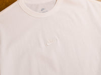Nike Sportswear Premium Essential Tonal T-Shirt - Sail