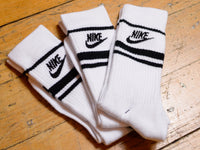 Nike Sportswear Everyday Essential Socks 3pk - White / Black