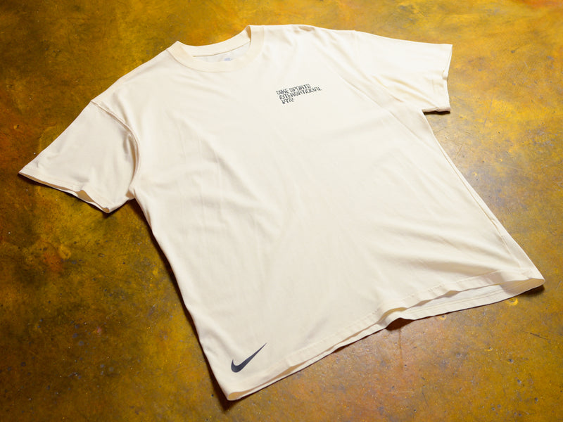 Nike Sportswear Circa Graphic T-Shirt - Coconut Milk
