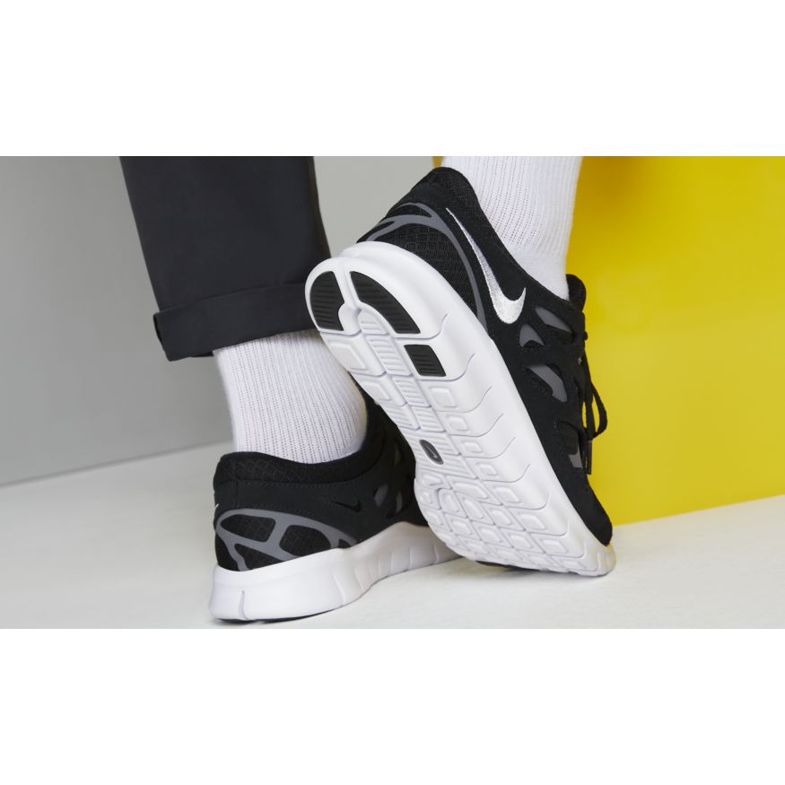 Nike Free Run 2 - Black / White â THE SURE STORE